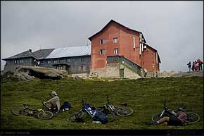 KERUCOV .ro - Fotografie si Webdesign - Traseu MTB Muntii Bucegi: Sinaia - Cota 1400 - Piatra Arsa - Babele - Padina - Bolboci - Dichiu - Sinaia de Andrei Vocurek