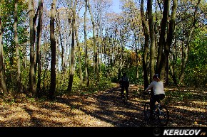 KERUCOV .ro - Fotografie si Jurnale de calatorie - Traseu MTB Caldarusani - Padurea Caldarusani - Manastirea Caldarusani de Andrei Vocurek