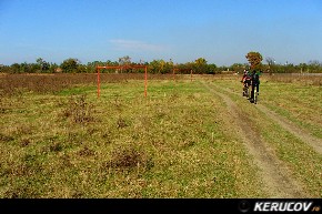 KERUCOV .ro - Fotografie si Jurnale de calatorie - Traseu MTB Caldarusani - Padurea Caldarusani - Manastirea Caldarusani de Andrei Vocurek