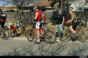 KERUCOV .ro - Fotografie si Jurnale de Calatorie - Traseu MTB Bucuresti - Gradistea - Conacul Hagi Tudorache - Maineasca de Andrei Vocurek